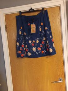 Mantaray Vintage  Skirt.   S.20. B.N.W.T ( Authentic Approved Goods).