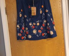 Mantaray Vintage  Skirt.   S.20. B.N.W.T ( Authentic Approved Goods).