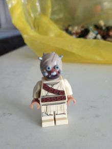 Lego star wars minifigure tusken raider
