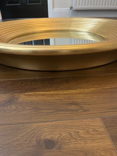 Gold mirror