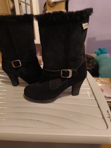 suede boots