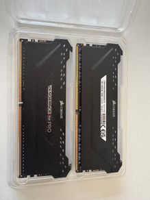 Corsair RGB 16 Gb Ram