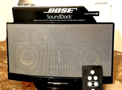 Bose SoundDock digital music system
