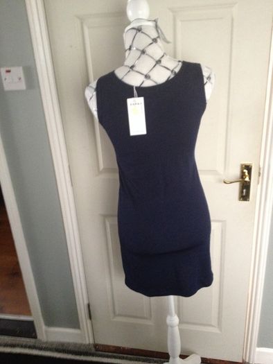 BNWT... Navy Dress with Flower Print/shimmer Embedded (Size 10)