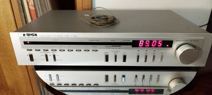 From 1986 Tuner Tensai TT 3545 (Akai), working good.