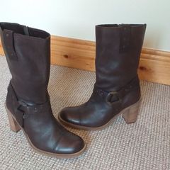Leather Brown Boots size 6.5