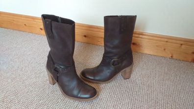 Leather Brown Boots size 6.5