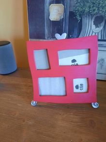 Vintage Red Ceramic CGB Photo Frame 8' x 8', AV