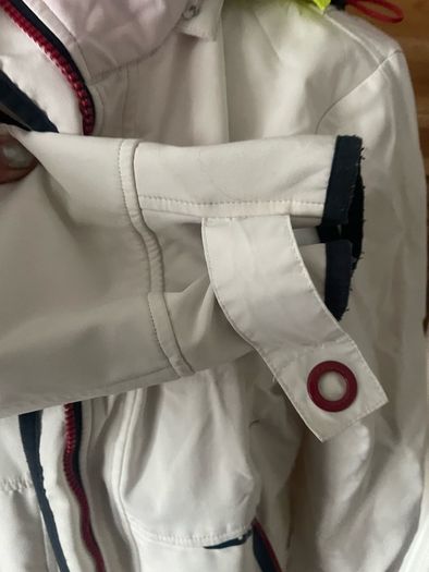 womens jacket water repellent windproof breathable Frandsen taped shoulders off white size 10/12