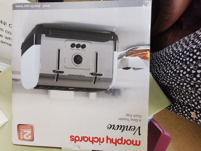 Toaster.
