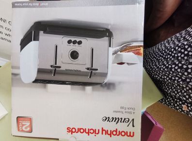 Toaster.
