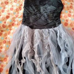 Girl's costume size medium by Spectacular creations