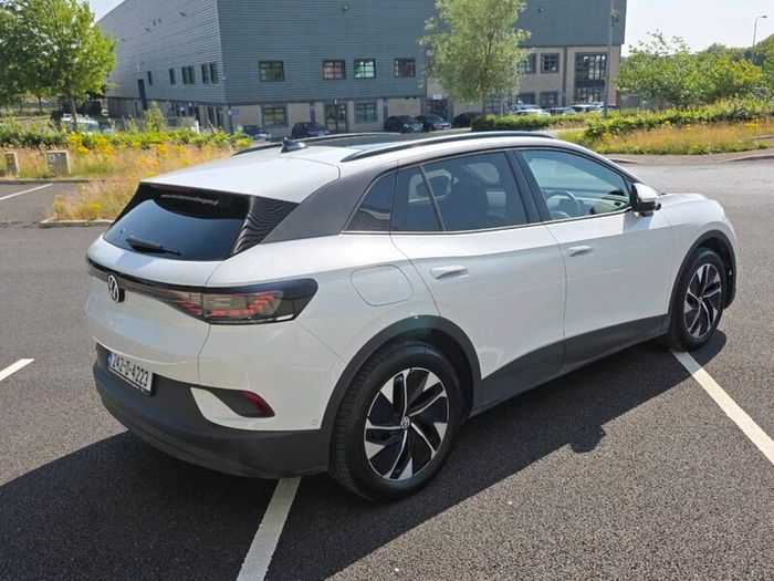 VW ID 4 Pro Plus 286HP Panoramic Roof