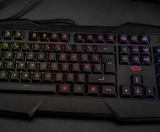 Light up, Eco, Evocx, GXT 836, gaming keyboard, as new.