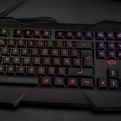 Light up, Eco, Evocx, GXT 836, gaming keyboard, as new.