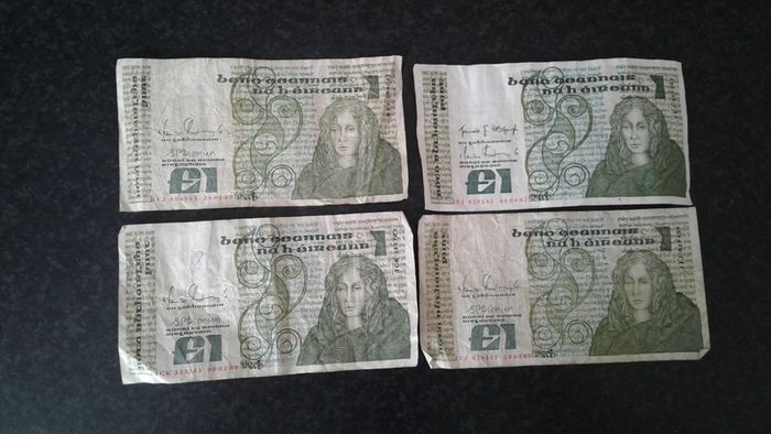 1 pound notes x4 1987/88/89