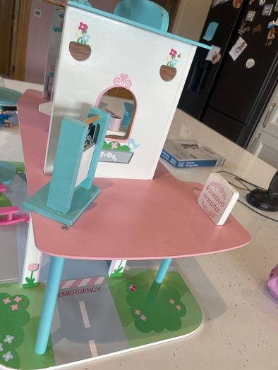 free Rosebud hospital toy