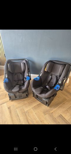 Zummi Halo Twin Travel System