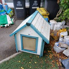 dog kennel