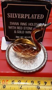 vintage boxed silver plated swan