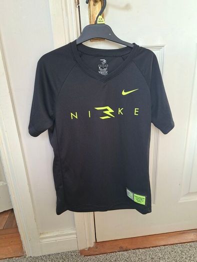 boys nike t shirt and short set
