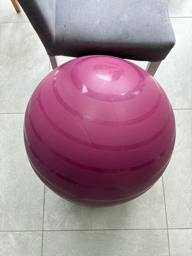 Decathlon Domyos gym ball/ fitness ball / pregnancy ball 65 cm