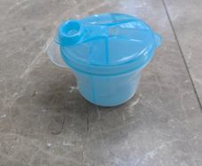 Avent milk powder dispenser (blue)