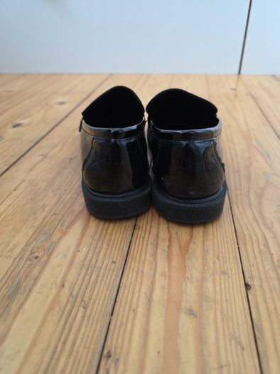 Schuh girls loafers
