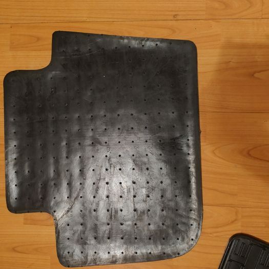 CIK-CAR rubber floor mats for MG4 (2022-)