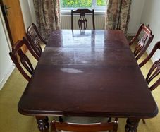 Dining room table & 6 chairs