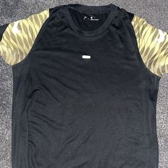 nike top