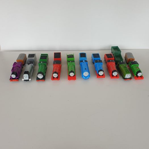 Thomas the tank trackmaster bundle working