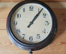 Mid-century industrial bakelite clock