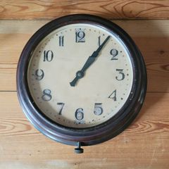 Mid-century industrial bakelite clock