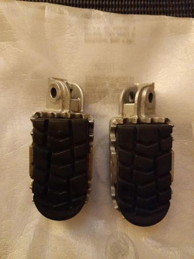 KTM Footpegs