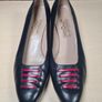 Vintage SALVATORE FERRAGAMO leather shoes mid heels slip on pointy toe navy red Size UK 7 AA very narrow EU 40 (AT1) Image 5
