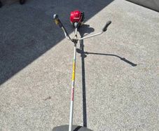Honda umk425 professional strimmers