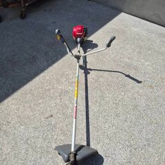 Honda umk425 professional strimmers