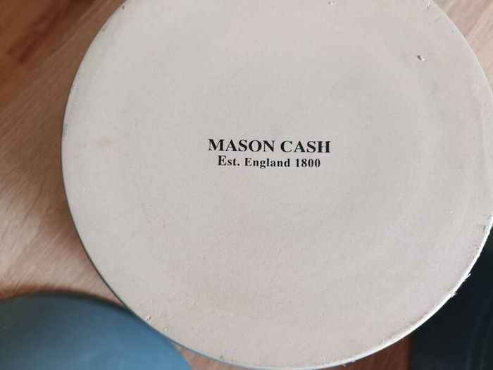 Two Mason Cash Ceramic Casserole Dishes new