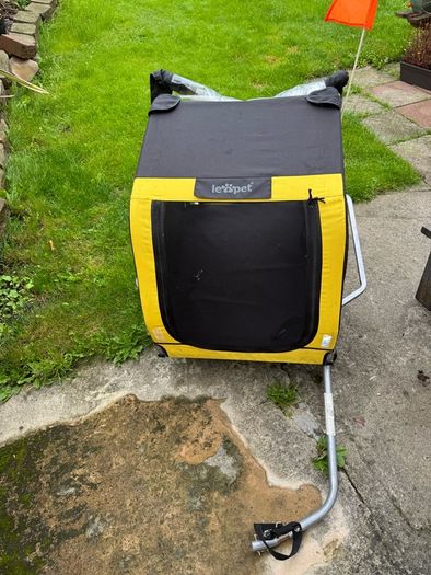 Dog bike trailer
