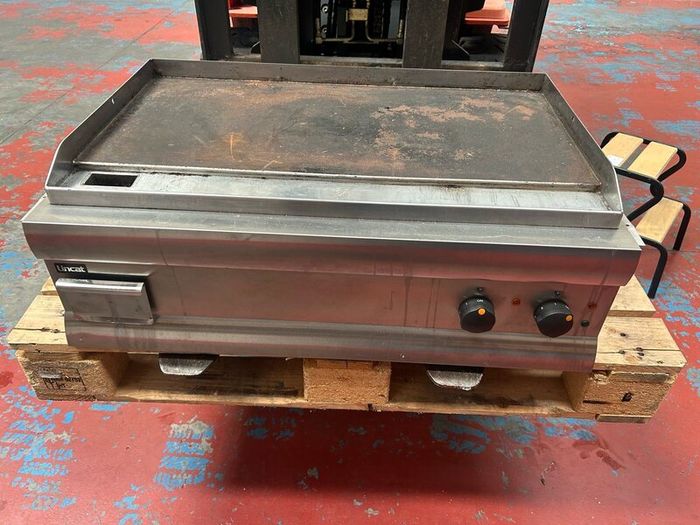 Hot plate