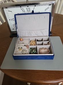 Jewellery box
