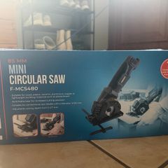 Mini circular saw