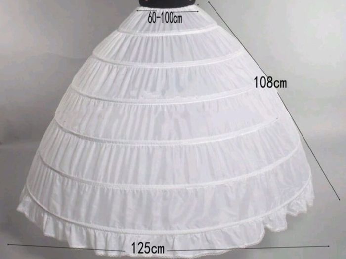 A line fairytale princess embroidered wedding dress