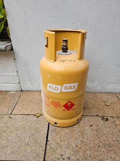Gas cylinder