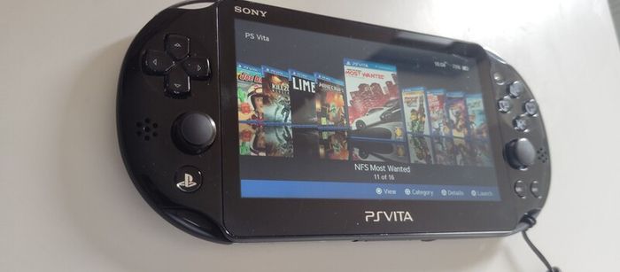 Ps Vita Slim Modded 128gb Henkaku almost Mint