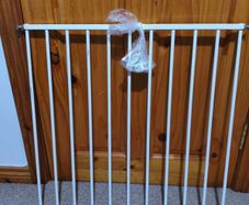 Wall mounted baby gate