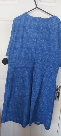 Ladies dress.Brand new