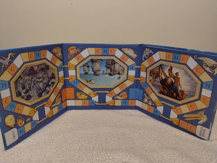 James Gurney,s Dinotopia First Flight Hardback Book With Board Game