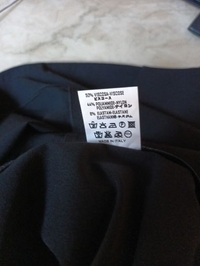 SML Black Skirt.  ( Made in Italy) S. L. 14-16.  B.N.W.T.